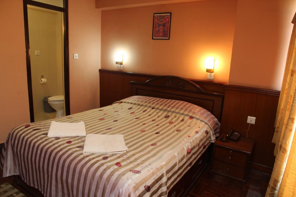 Potala Guest House Kathmandu Exteriör bild